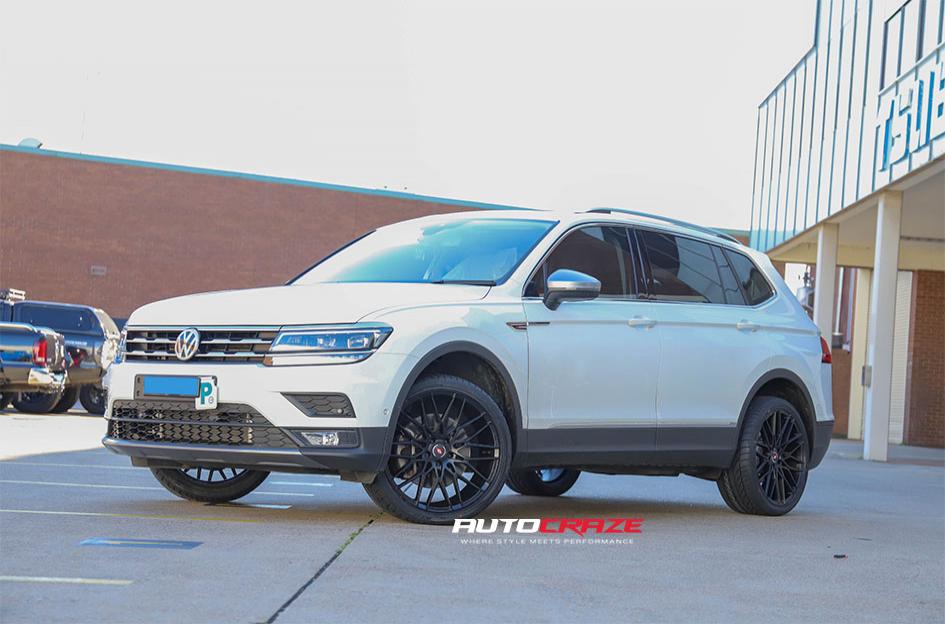 VOLKSWAGEN TIGUAN IFG34 FLAT BLACK